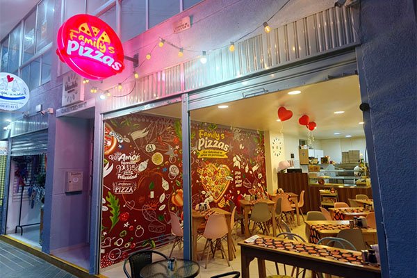 Fachada de Family's Pizzas Family's Pizzas Caldas Antioquia